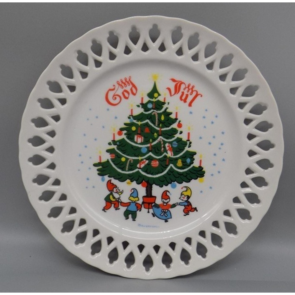 Vintage Berggren God Jul Elves Christmas Plate Pierced Norway Norwegian 9 Inch